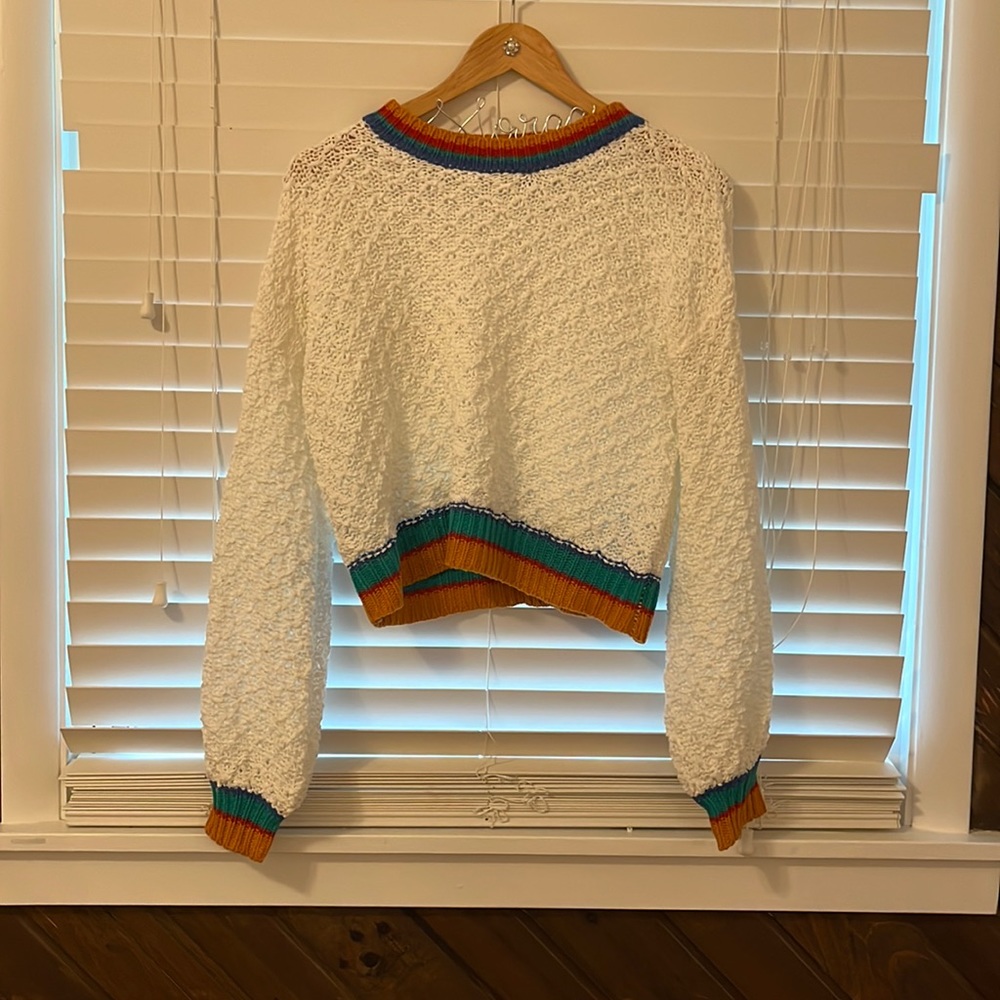 M - Super cute Charlotte Russe knitted sweater